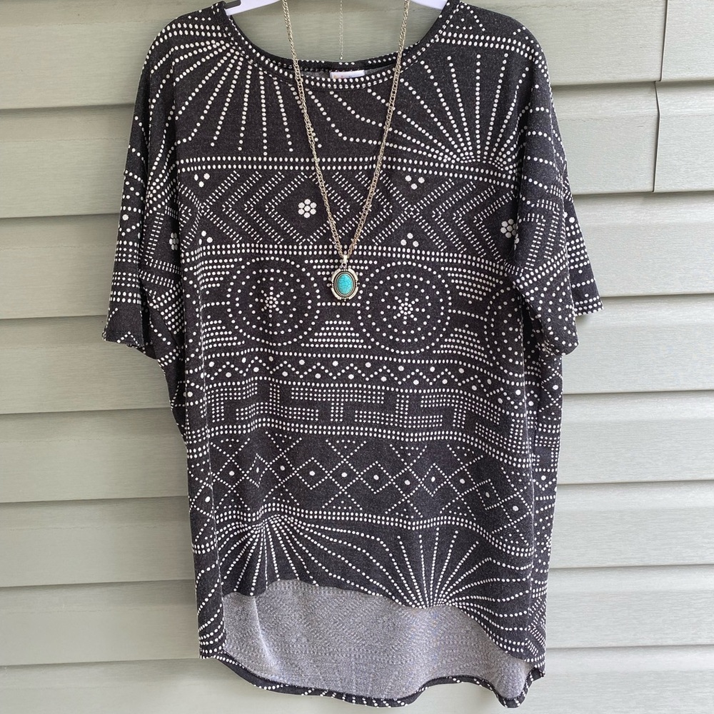 LuLaRoe Irma size large tunic top
